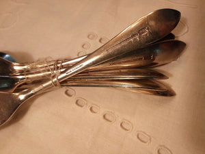 Couverts, 8 fourchettes à desserts poinçonnées "goldsmiths & silversmiths". - Modus Vivendi Antiques